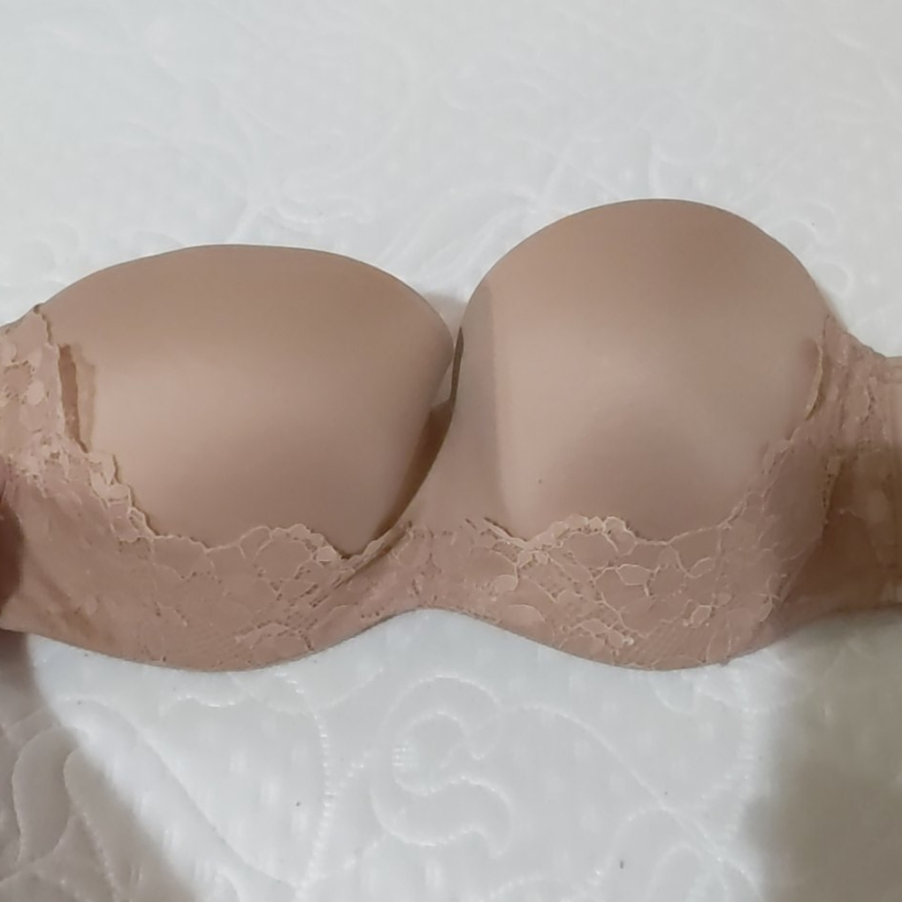 Victoria's secret's push-up bra. Strapless